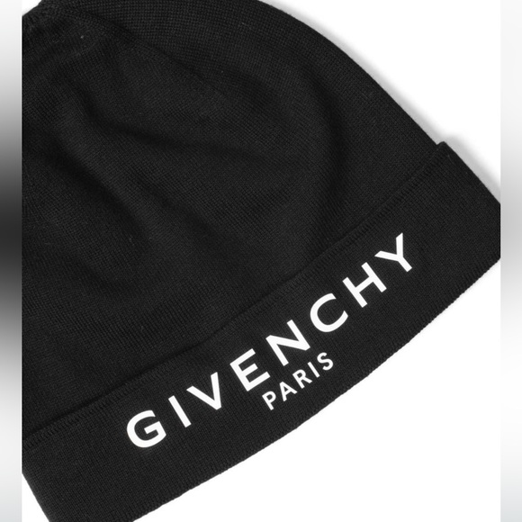 NIB AUTHENTIC GIVENCHY UNISEX Black and White Logo Beanie - Picture 4 of 10